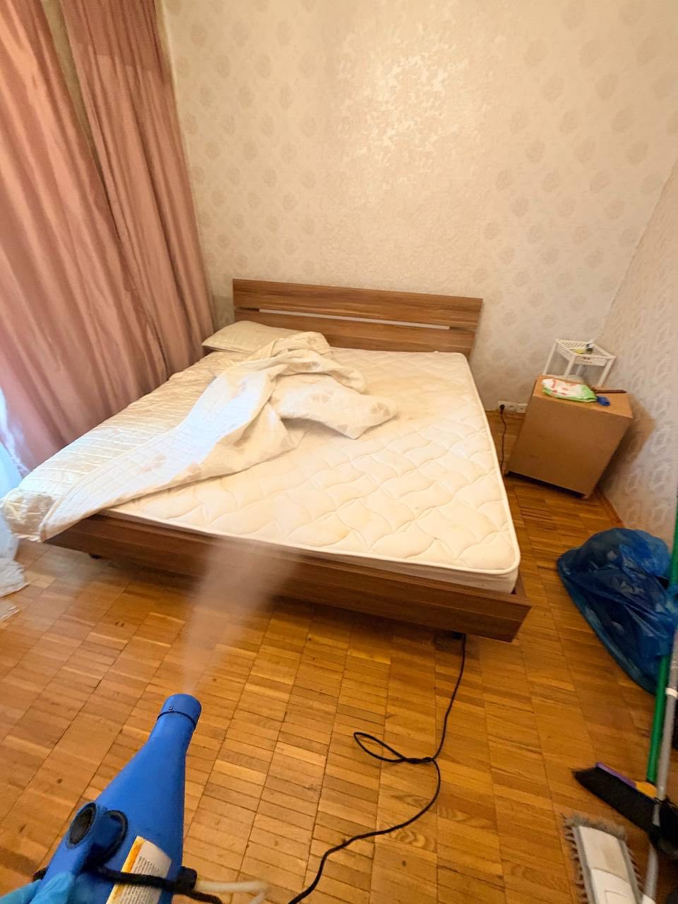 Уничтожение клопов в кровати и матрасе