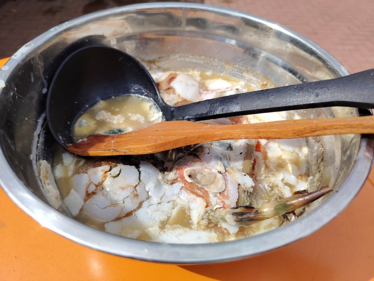 Устранение запаха тухлых продуктов, плесени и гнили в квартире, доме и на коммерческих объектах в Москве ВАО